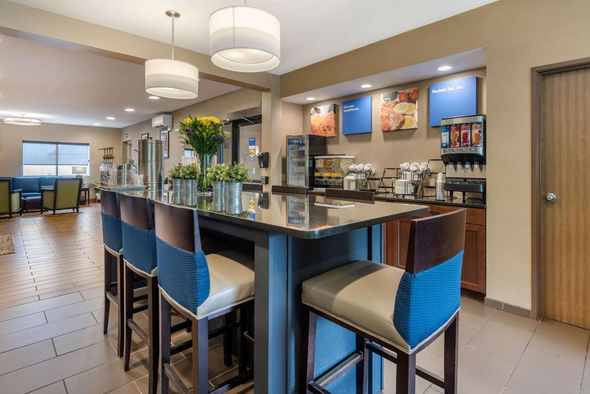 Comfort Inn Ellsworth - Bar Harbor Екстериор снимка