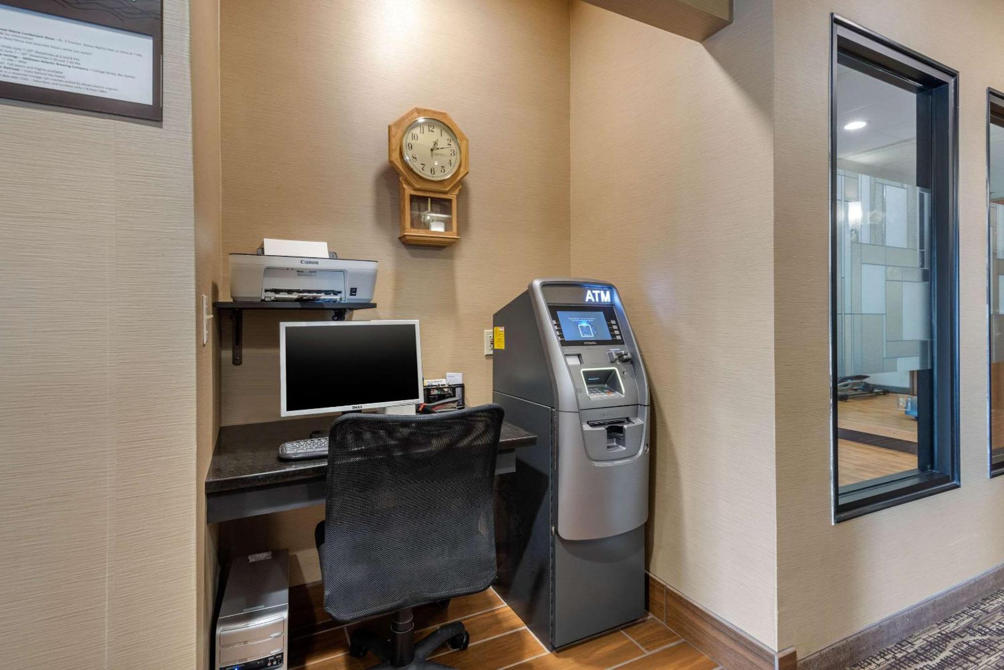 Comfort Inn Ellsworth - Bar Harbor Екстериор снимка