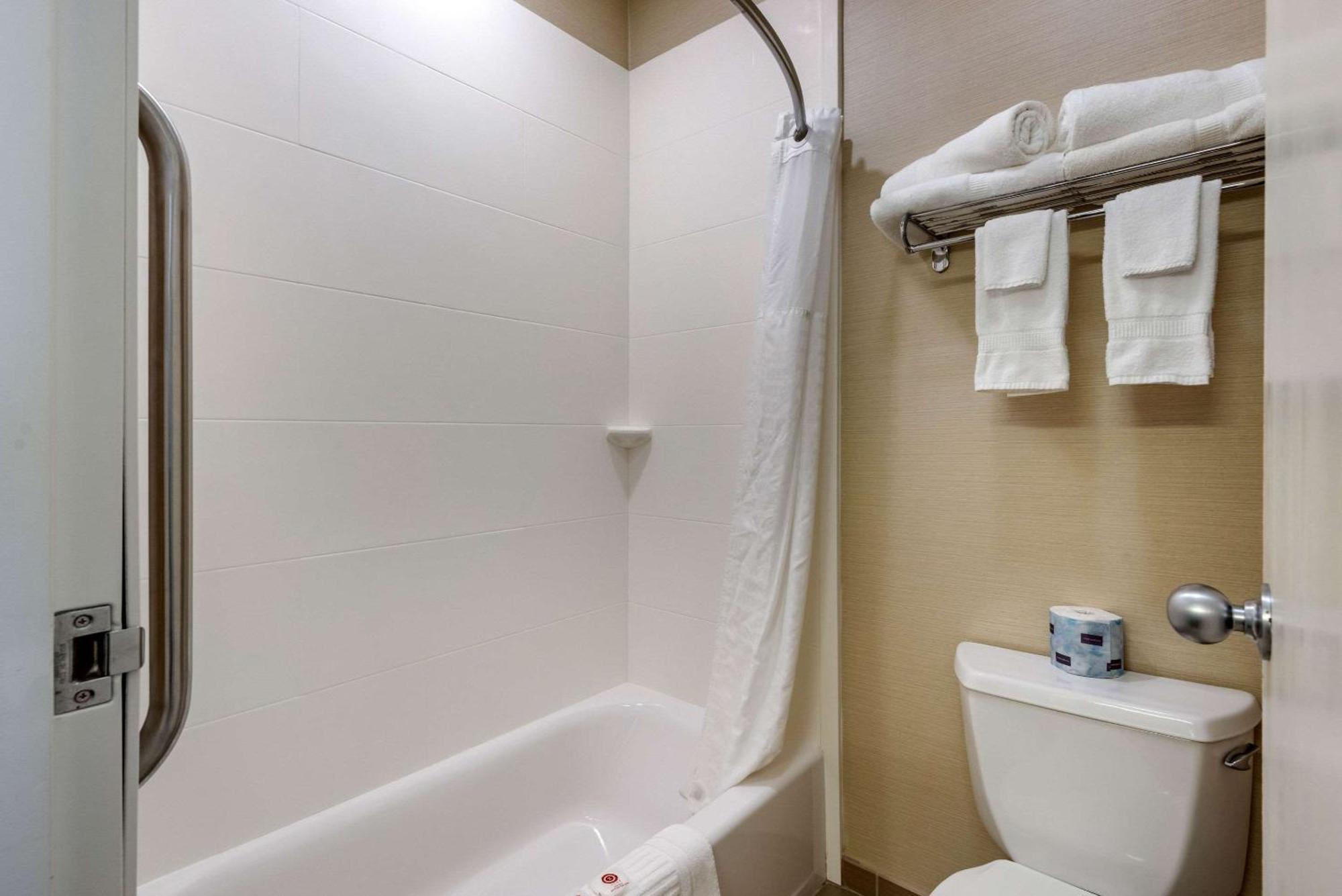 Comfort Inn Ellsworth - Bar Harbor Екстериор снимка