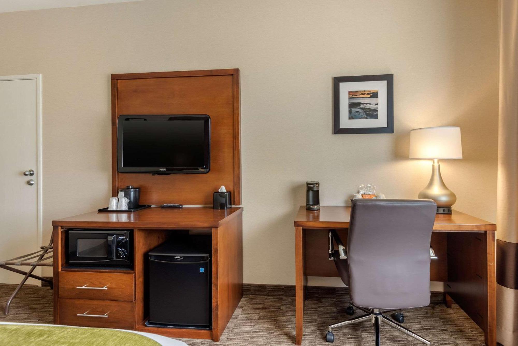 Comfort Inn Ellsworth - Bar Harbor Екстериор снимка
