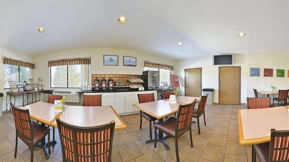 Comfort Inn Ellsworth - Bar Harbor Екстериор снимка